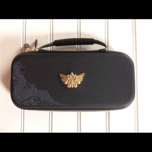 Nintendo Switch Case: Zelda Hylain Crest
